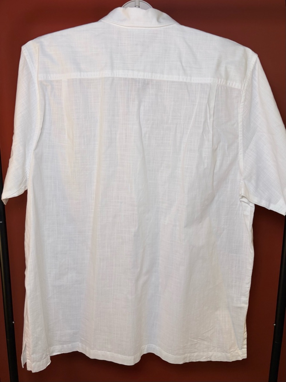 Tommy Bahama Crisp White Short-Sleeve Button-Down Shirt with Embroidered Marlin - Picture 3 of 5